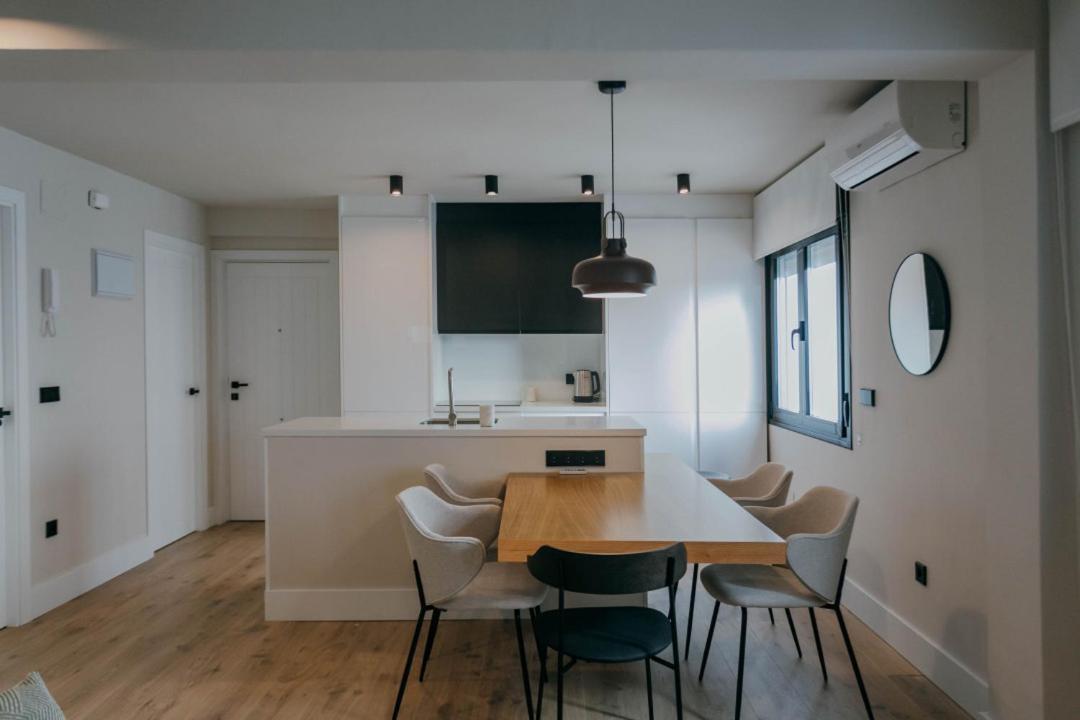 Elegant And Luxury 2Bd 2Bth- Alfalfa Seville Luaran gambar
